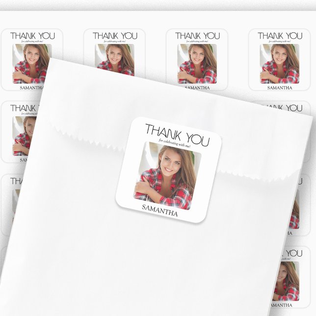 Adesivo Quadrado Festa de Formatura Foto Moderna Agradecimento (Graduation party "Thank you" photo stickers. Perfect for envelope seals or guest favor bag seals.)