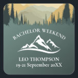 Adesivo Quadrado Fim de Semana do Solteiro de Aventura Externo<br><div class="desc">Estes autocolantes quadrados são o acessório perfeito para um fim de semana de solteiro temático da montanha. Este design tem espaço para personalização com "SOLTEIRO WEEKEND", o nome do noivo, e as datas do evento, fazer-o como uma lembrança memorável para cada convidado. Com uma paisagem majestosa de montanha com pinheiros...</div>