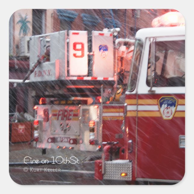 Adesivo Quadrado Fogo na 10ª RUA (Frente)