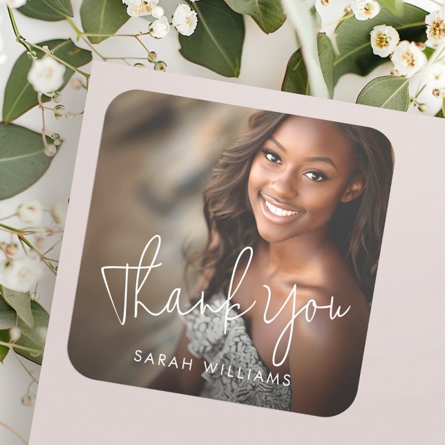 Adesivo Quadrado Foto do obrigado moderno de graduação de script (Photo modern script graduation thank you square sticker)