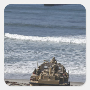 Adesivo Quadrado Fuzileiros antecipam a chegada