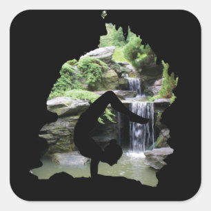 Adesivo Quadrado Ioga no jardim japonês (caverna) - balé, dança