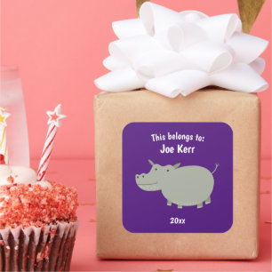 Adesivo Quadrado Isto pertence ao Cute Escolar Hippo Purple