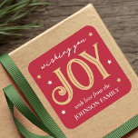 Adesivo Quadrado Joy Natal Typografia Festiva Nome Personalizado Ve<br><div class="desc">Espalhe um pouco de alegria nesta temporada de férias com um autocolante personalizado! Esta modelo de Natal divertida é personalizada com o seu nome de família, ou o nome do destinatário. Um design festivo na moda com tipografia decorativa de ornamentados, estrelas e uma letra de desenho de tendências. Uma adição...</div>