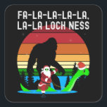 Adesivo Quadrado Kawaii Fa La La La LochNess Papai noel Alienígena<br><div class="desc">Este engraçado monstro mágico Fa La La La La La La La La La La La Loch Ness design de trocadilho tem um traje de Papai noel que está montando um lindo Nessie kawaii em um lago arborizado com uma criatura arrogante e enraizada no fundo com um pôr do sol...</div>