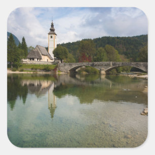 Adesivo Quadrado Lago Bohinj com igreja com autocolante na Eslovêni