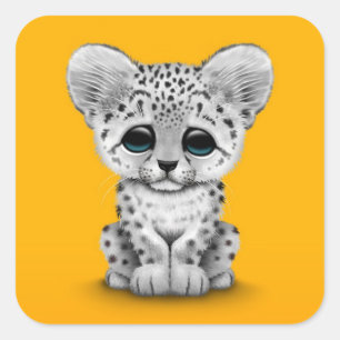 Adesivo Quadrado Leopardo de neve bonito Cub do bebê no amarelo