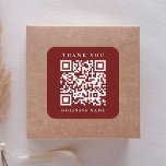 Adesivo Quadrado Link do site de código QR Obrigado, negócios Verme<br><div class="desc">Obrigado simples que você cola com o link do seu site de código QR. Para uma personalização mais avançada deste design,  clique no BOTÃO FERRAMENTA DESIGN AZUL acima! Itens correspondentes também estão disponíveis.</div>