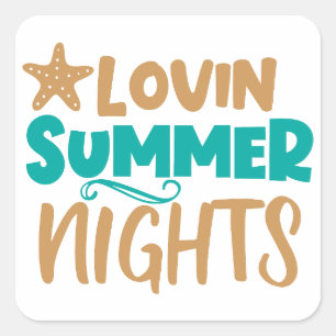 Adesivo Quadrado Lovin Summer Nights: Abraçando Noites Quentes Mági