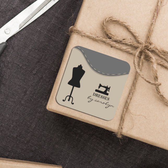 Adesivo Quadrado Máquina de Costura Moderna, Esforço de Costura ou  (#zazzlemade #sewingsticker #sewinglabel, #customesticker)