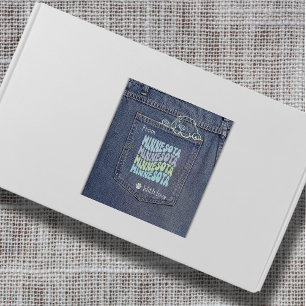 Adesivo Quadrado Minnesota Dog em Jean Pocket Square Sticker