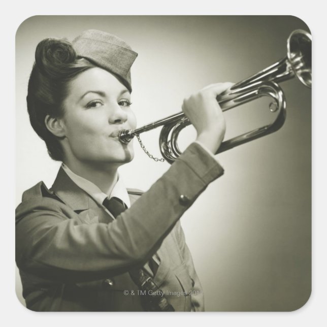 Adesivo Quadrado Mulher no Uniforme Soldado (Frente)