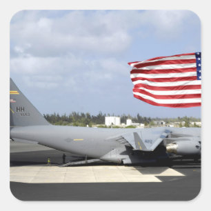 Adesivo Quadrado O C-17 Globemaster III senta-se no flightline