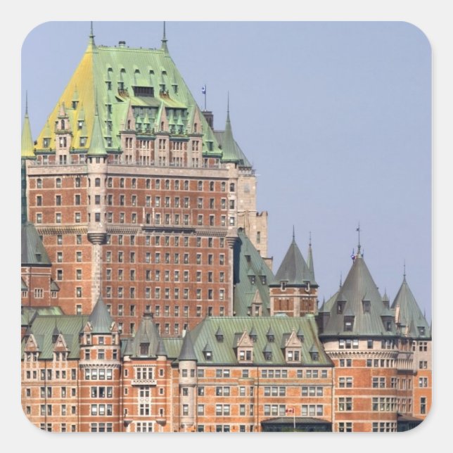 Adesivo Quadrado O Chateau Frontenac na cidade de Quebec, Canadá. (Frente)