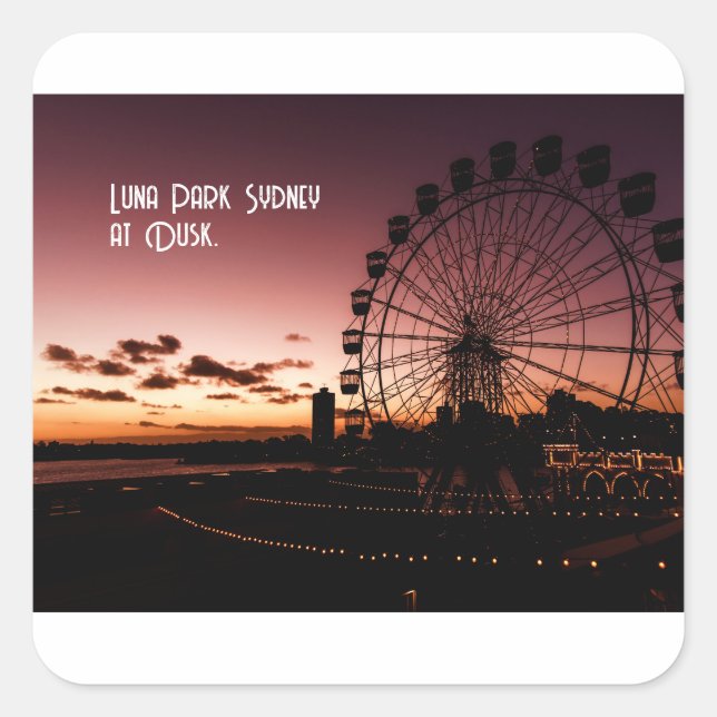 Adesivo Quadrado O icônico Parque Luna de Sydney, ao anoitecer (Frente)