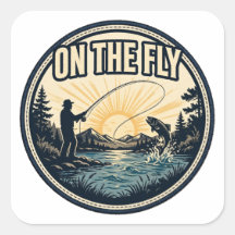 On The Fly — Fly Fisherman Lançando ao Nascer do S