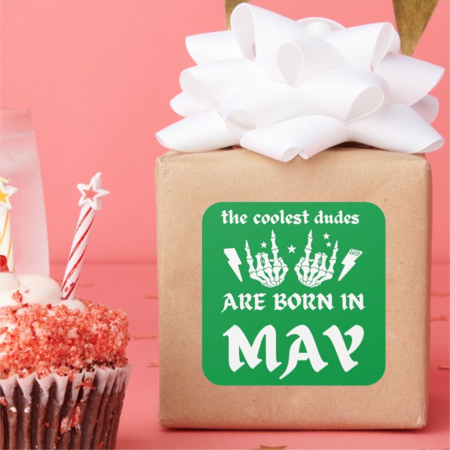 ADESIVO QUADRADO OS MAIS LEGAIS SÃO NASCER NO MAIO (Festa)