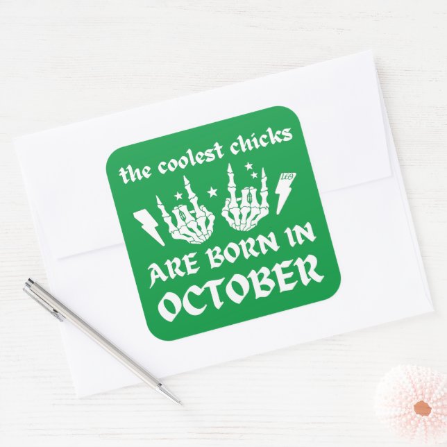 Adesivo Quadrado OS PINTINHOS MAIS LEGAIS SÃO NASCER NO aniversário (Envelope)