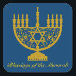 Adesivo Quadrado Ouro Menorah Sticker<br><div class="desc">Um adesivo quadrado com a imagem de uma menorah ouro e texto opcional em azul real. Consulte vinheta de vinilo cortada por medida personalizada,  convite,  etiqueta,  confete e papel de embalagem. Veja toda a coleção do Chanucá Sticker na categoria CARDS & STICKERS na seção HOLIDAYS.</div>