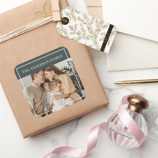 Adesivo Quadrado Personalized Family Photo | Custom Family Name  (Presentear)