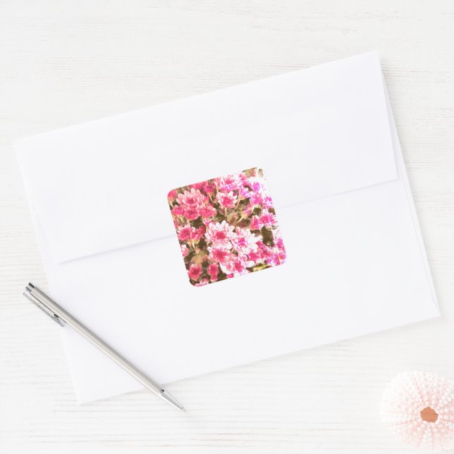 Adesivo Quadrado Pink Floral Bloom Pattern – Soft Botanical Design (Envelope)