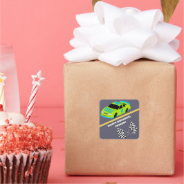 Adesivo Quadrado Precisa de quatro carros de corrida 4ª Festa de An