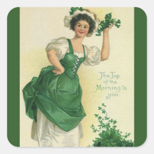 Adesivo Quadrado Rapariga do dia de St Patrick do vintage, trevos