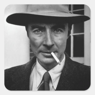 Adesivo Quadrado Robert Oppenheimer Smoking Photo