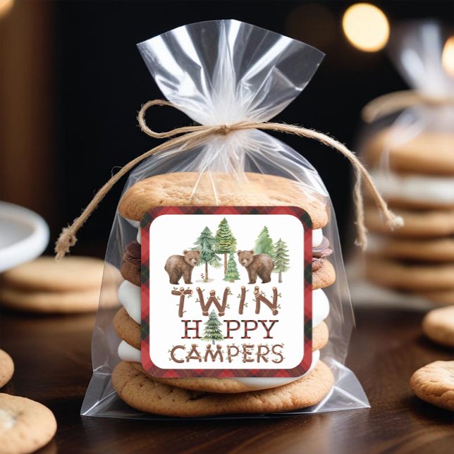 Adesivo Quadrado Rustic Woodland Geme Um Feliz Favor Do Camper (Twin Happy Camper Favor Sticker)
