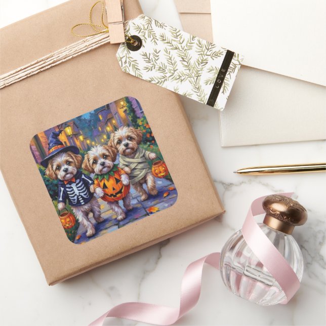 Adesivo Quadrado Shih Tzu Dogs Trick-or-Treating Halloween Costumes (Presentear)