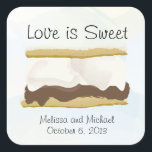 Adesivo Quadrado Smores Love É Doce<br><div class="desc">S'mores foi um favor popular para dar aos seus convidados de casamento. Adicione este rótulo ao seu Kit Gourmet S'mores (caixa ou saco) que contém todos os ingredientes. Será certamente um grande sucesso entre os seus convidados! Se necessitar de quaisquer alterações a esta situação,  envie um e-mail para paula@labellarue.com</div>