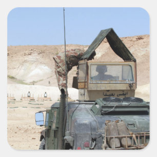 Adesivo Quadrado Soldado instrui soldado iraquiano