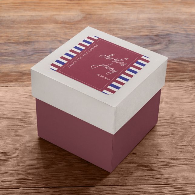 Adesivo Quadrado Tema Real de Casamento Vermelho e Azul (Stick a sticker on the gifts that you give in return to your lovable guests.)