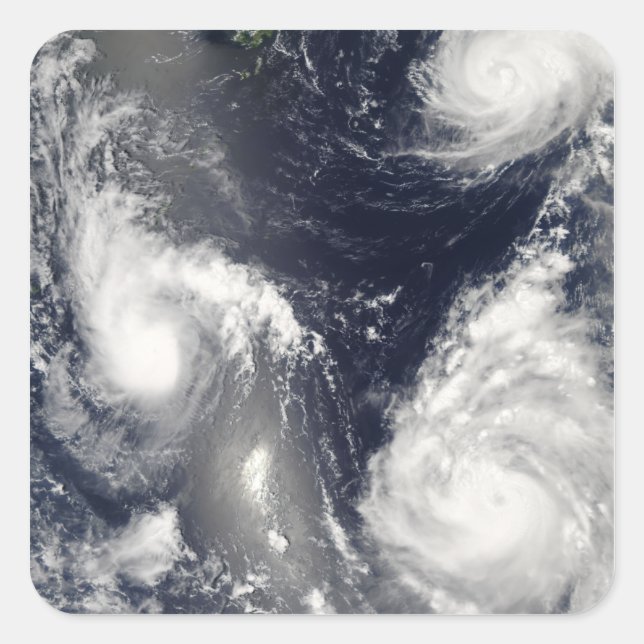 Adesivo Quadrado Três tufões diferentes (Frente)