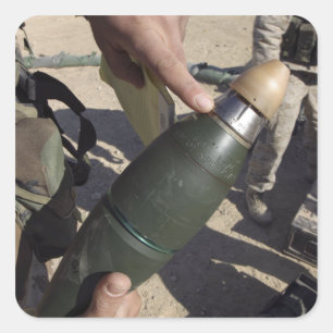 Adesivo Quadrado Um líder de esquadrão aponta para um ajuste de ret