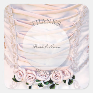 Adesivo Quadrado Vestido Branca com Casamento Rosa