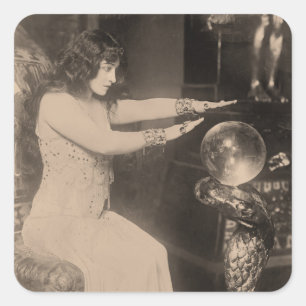 Adesivo Quadrado Vintage 1920 Crystal Ball Fortune Photo