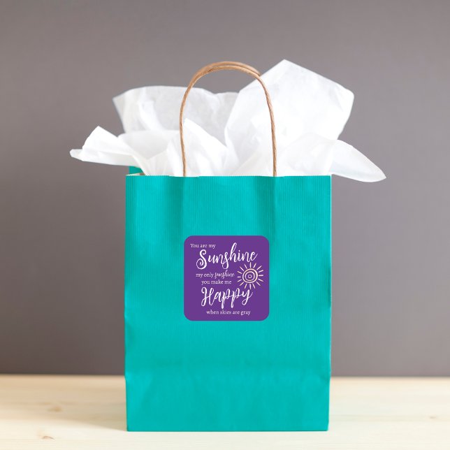 Adesivo Quadrado Você É Meu Sol Me Faz Feliz Roxo Sol (You Are My Sunshine You Make Me Happy purple sticker with yellow sun for packages, bags, lunches!)