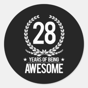 Adesivo Redondo 28o Aniversário (28 anos de ser impressionantes)