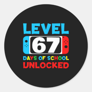 Adesivo Redondo 67º Dia De Escola Gamer Nível 67 Dias Desbloqueado
