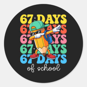 Adesivo Redondo 67 Dias De Escola Dabbing Lápis Meninos Crianças S
