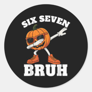 Adesivo Redondo 67 Halloween Divertido Seis Sete Bruh Meme Brainro