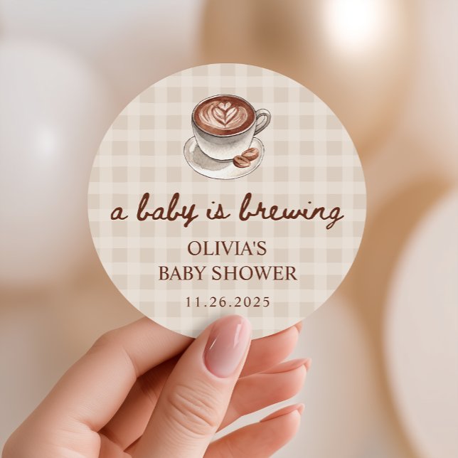 Adesivo Redondo A Baby is Brewing Gingham Coffee Baby Shower Favor (Criador carregado)