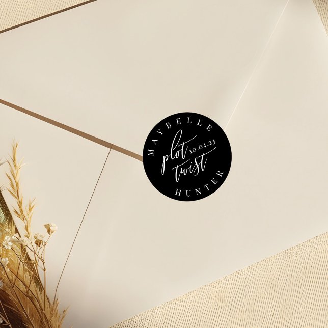 Adesivo Redondo A Caligrafia Moderna Preta Torcida Salva A Data (Plot Twist Black Modern Calligraphy Save The Date Classic Round Sticker)
