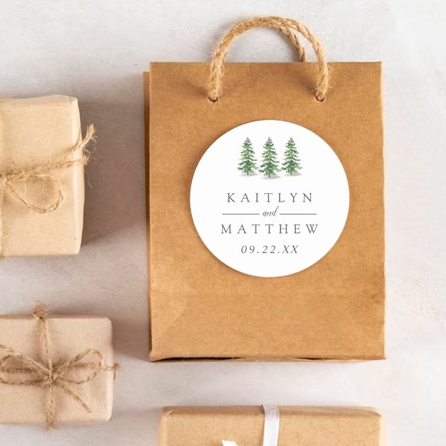 Adesivo Redondo A Coleção de Casamentos da Floresta de Pinheiros d (Criador carregado)