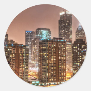 Adesivo Redondo A neve cai sobre a skyline na noite em Chicago