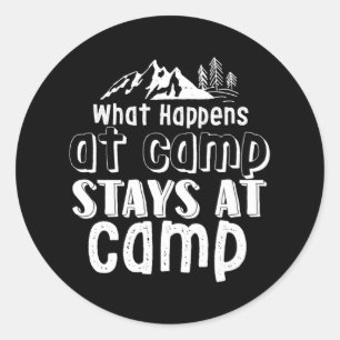 Adesivo Redondo Acampamento Engraçado O Que Acontece No Acampament