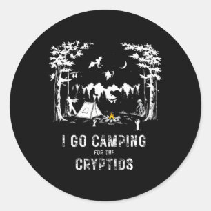 Adesivo Redondo Acampando Para Os Críptidos Pé-Grande Mothman Alie