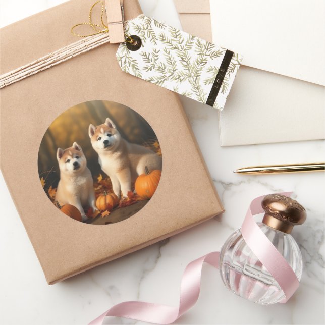 Adesivo Redondo Akita Puppy Autumn Delight Pumpkin (Presentear)