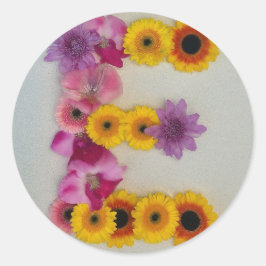 Adesivo Redondo Alfabeto E em Flores